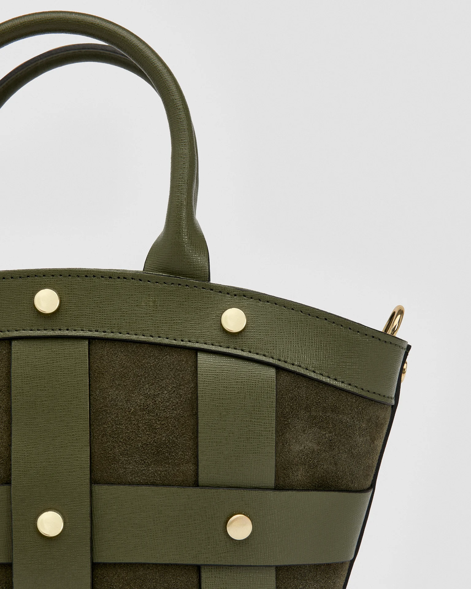 Mini Victoire stud suede green - Image 2