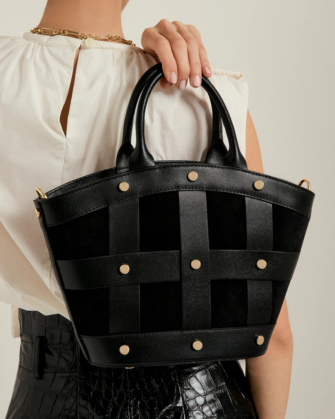 Victoire stud suede black - Image 3