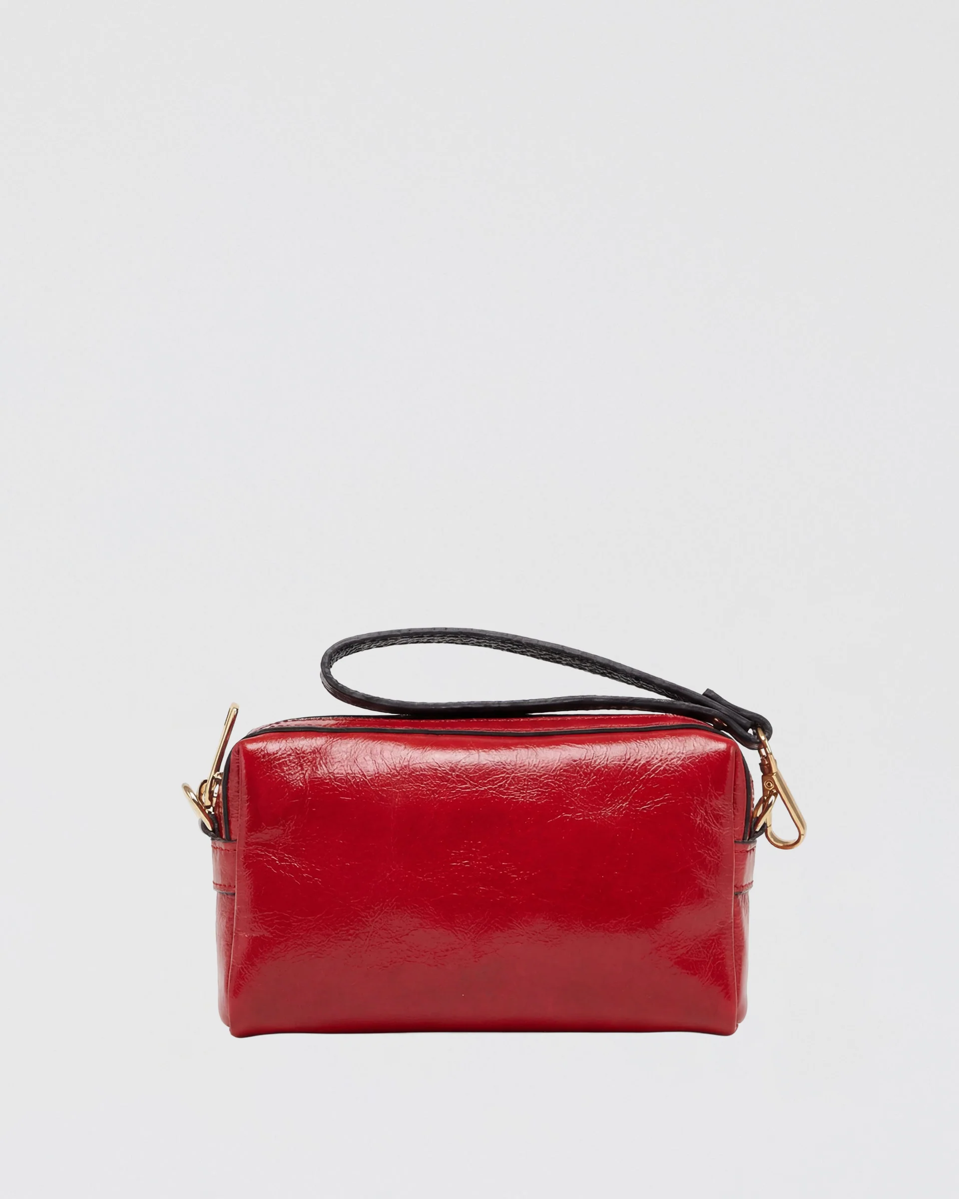 Virginie patent red